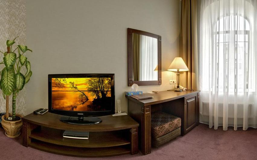 Four Rooms Mini-Hotel Charkiv Rum bild